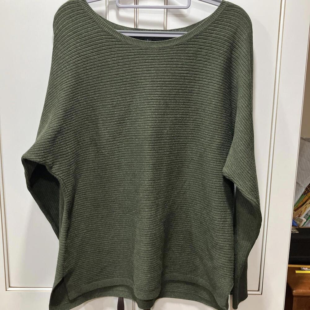 Cyrus Womens Sweater Large L Long Sleeve  Comfort Soft Warm Excellent Ribbed